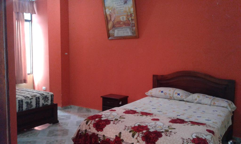 Hostal Jireh เตนา ภายนอก รูปภาพ