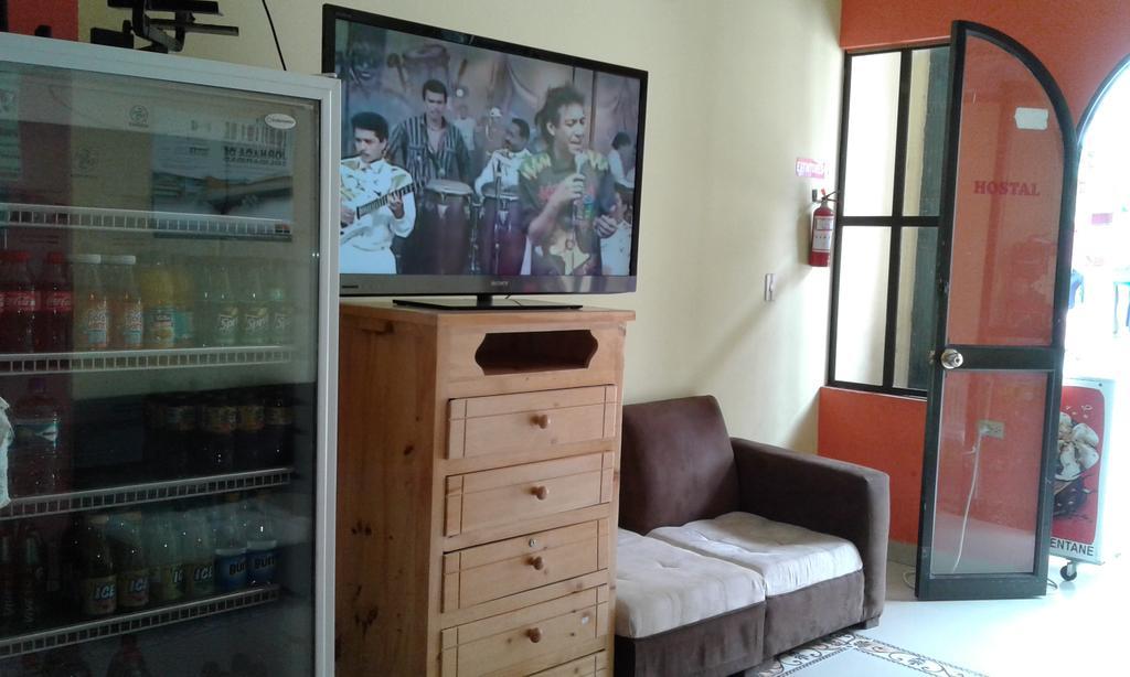 Hostal Jireh เตนา ภายนอก รูปภาพ
