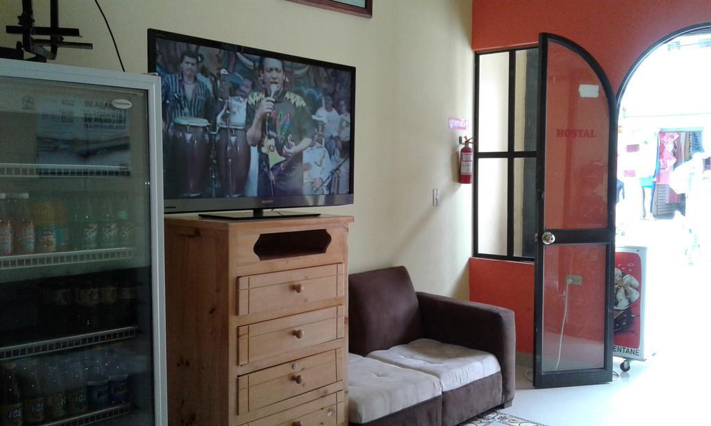 Hostal Jireh เตนา ภายนอก รูปภาพ
